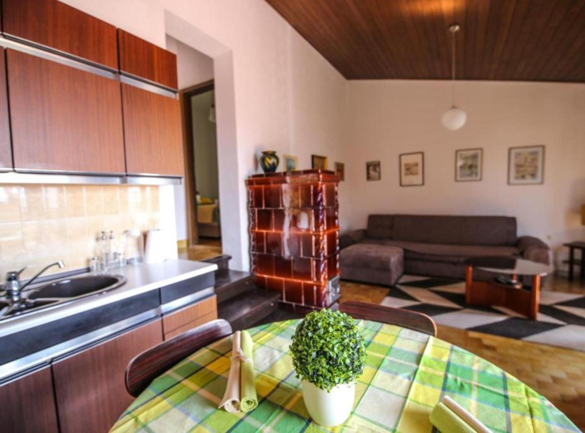 Apartment Darmy โตรกีร์ ภายนอก รูปภาพ