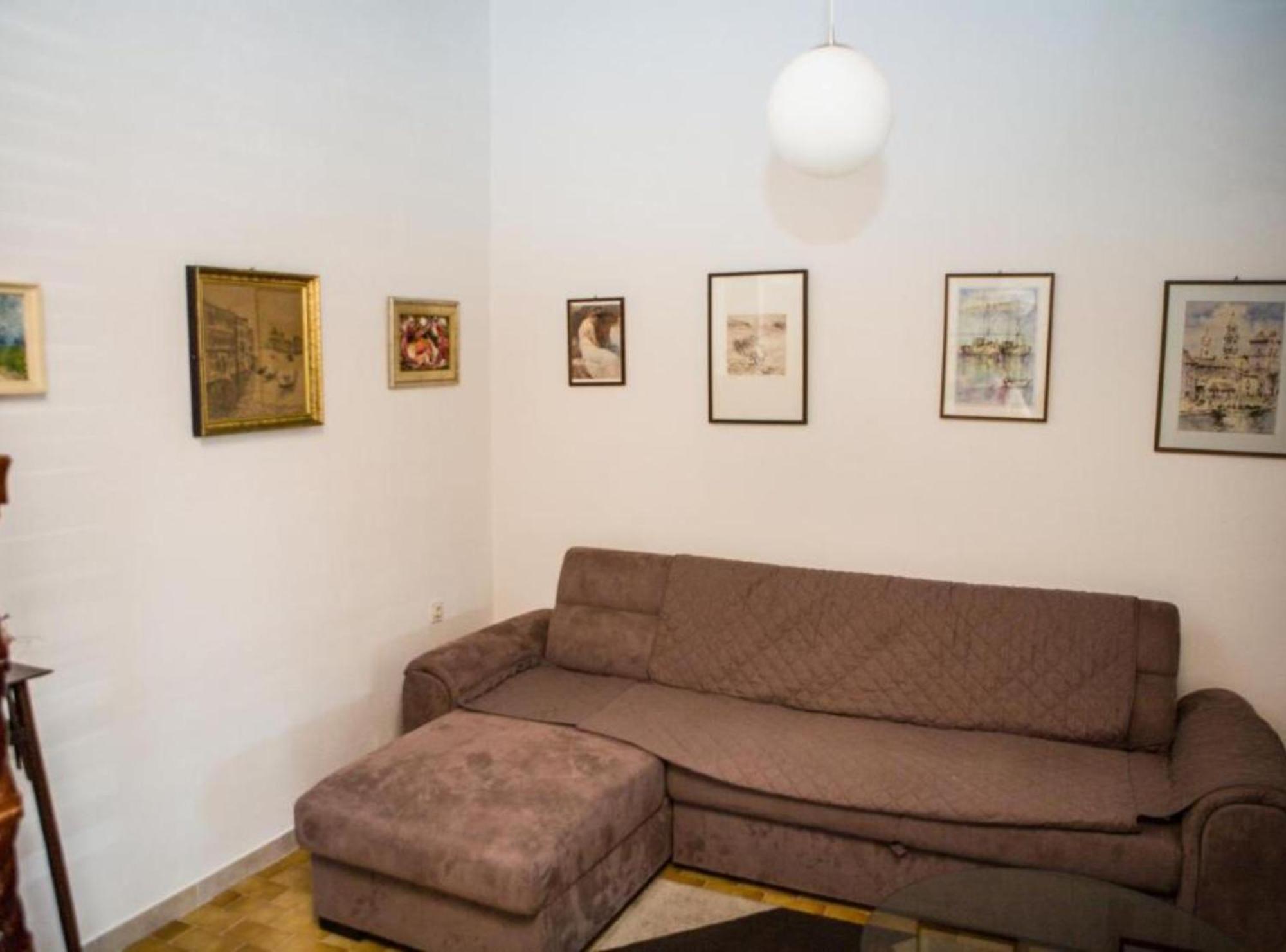 Apartment Darmy โตรกีร์ ภายนอก รูปภาพ