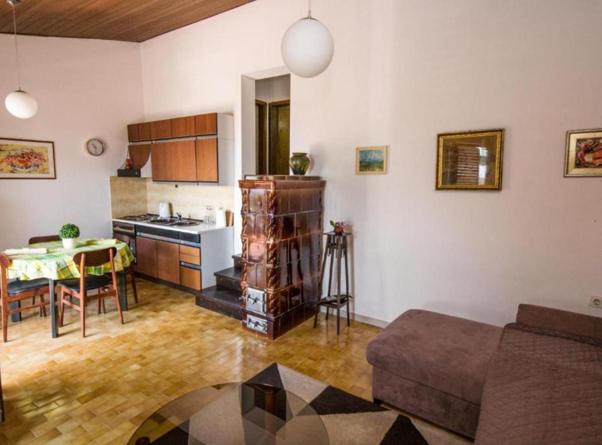 Apartment Darmy โตรกีร์ ภายนอก รูปภาพ